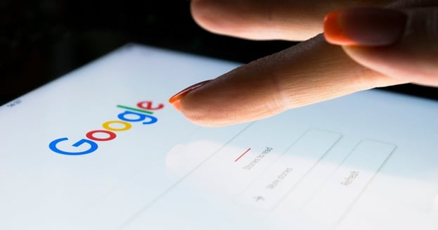 Inbound_marketing_e_SEO_come_migliorare_il_posizionamento_con_HubSpot-888150-edited